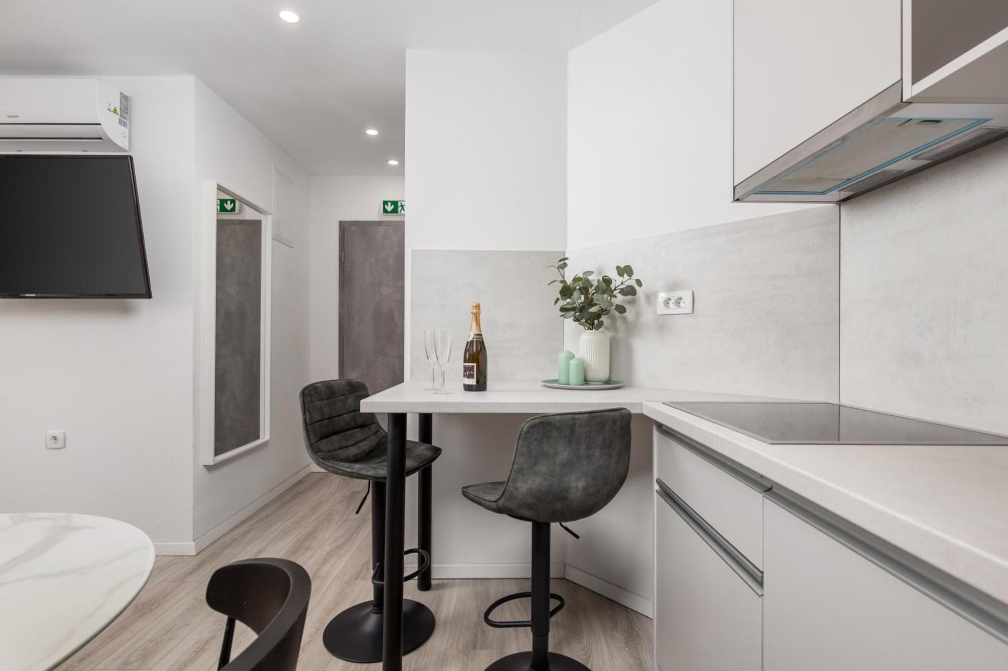 Apartments Penkala Rijeka Exterior foto